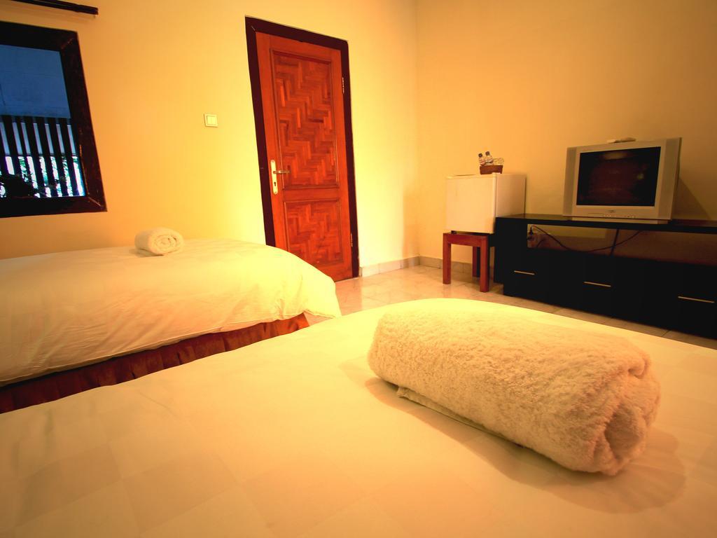 Jesens Inn I Kuta Lombok Exteriör bild